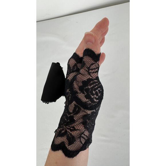 Les Archives Petite Arc Lace Gloves Open Finger Bow Black New Sequin - Picture 5 of 7